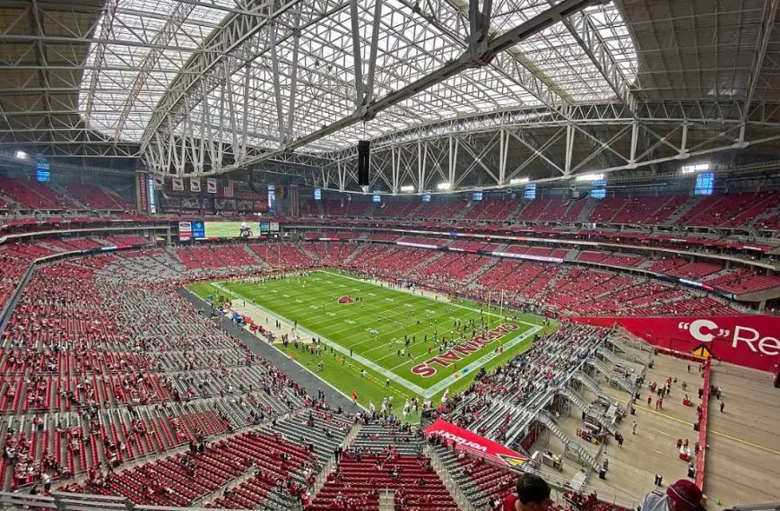 Top 10 Biggest Stadiums in Arizona
